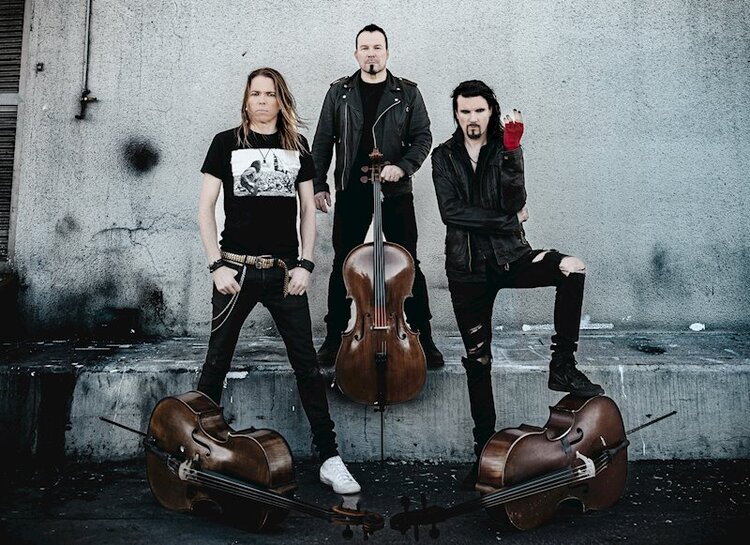 Lest die Review zu "Plays Metallica Vol. 2" von APOCALYPTICA bei krachfink.de