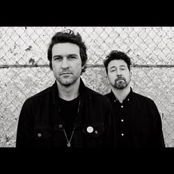 Lest die Review zu "Fate & Alcohol" von JAPANDROIDS bei krachfink.de